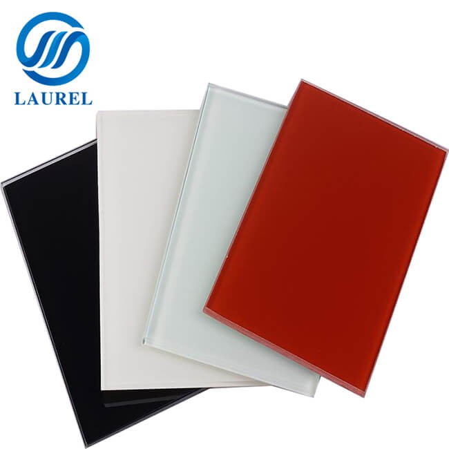 White Lacquered Glass Wardrobe